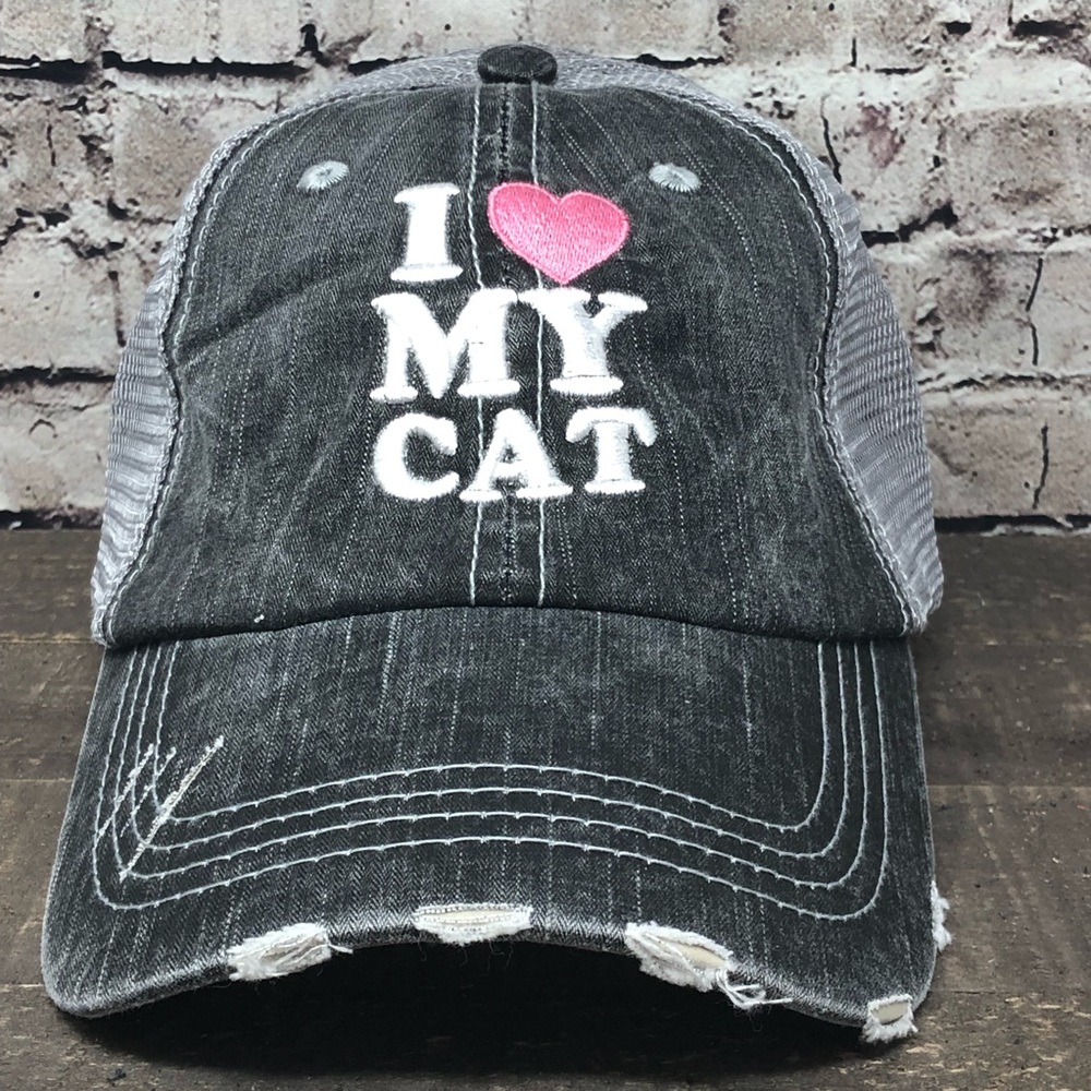 "I 💗 My Cat" Embroidered & Distressed Trucker Cap